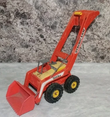 Vintage Tonka Strong Arm Front End Loader 32" Long x 11" Wide, Orange & Yellow - Image 1 of 4