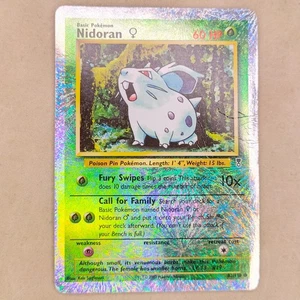 Pokemon Juego de Cartas Coleccionables Colección Legendaria Holograma Inverso Nidoran 82/110 HP Muy Jugado  - Imagen 1 de 3
