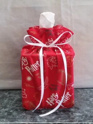 Harry Potter sobre tela de algodón rojo, hecho a mano, funda de caja de pañuelos cuadrados Foto 1 de 3