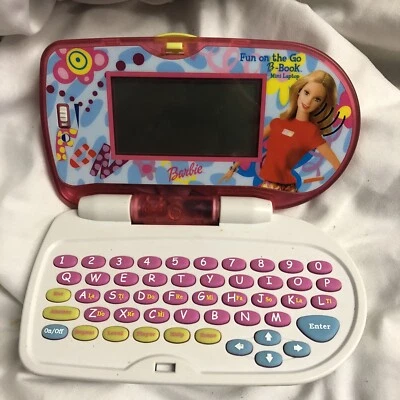 Mini computadora portátil Barbie vintage - Juega juegos divertidos sobre la marcha Foto 1 de 4