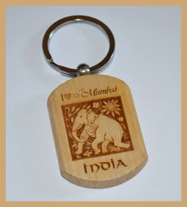 Juego de dos (2) llavero de elefante grabado en madera de teca recuerdo de la India - Imagen 1 de 6