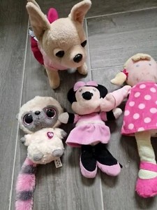 4x Plüschtier. 1 Disney Plüschtier Mini Maus,Chihuahua, Stofftier ca. 23cm - Bild 1 von 3