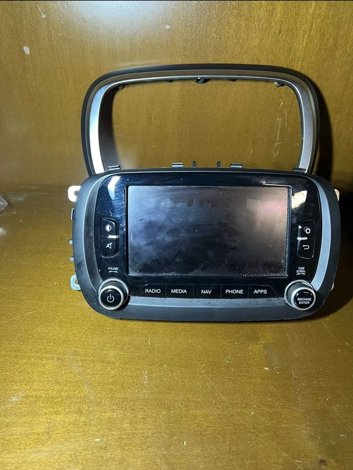 ||| Autoradio Fiat 500x Uconnect Fiat 334 VP2 ECE NAV DAB RVC 2014 IN POI | - Immagine 1 di 1
