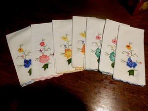 7  Lillian Vernon Appliqued &  Embroidered  Cotton Tea Towels ~ Floral Pattern - Picture 1 of 9