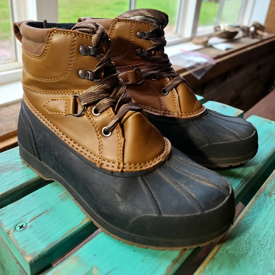Magellan Boots YOUTH Size 1 Outdoor Duck Style Boots - Image 1 of 4