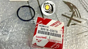 2-Pc Pk Oem Toyota & Lexus (75-95) Thermostat 90916-03078 + Gasket 16325-62010 - Picture 1 of 2