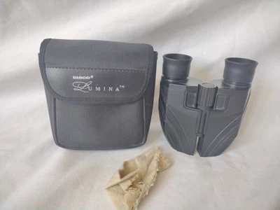 Tasco Lumina Compact Binoculars 8x25 Multi Coated Rubicon Lenses with Case - Image 1 of 4