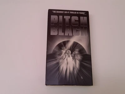 Pitch Black 2000 Uncut VHS USA NTSC Video Vin Diesel Cole Hauser - Bild 1 von 4