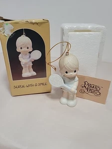 1986 Tennis Player Precious Moments Christmas Ornament 102431 Serve With A Smile - Picture 1 of 11