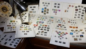 BHUTAN BRIEFMARKEN LOT ALLE VERSCHIEDENEN SPACE CAR BLUMEN TIERE 31 Seiten 142 Marken 60er - Bild 1 von 18