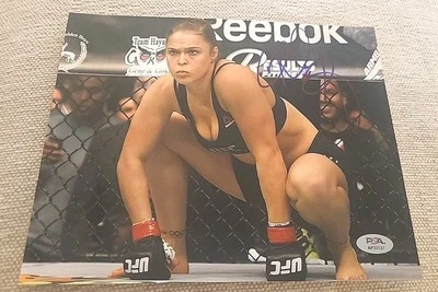 RONDA ROUSEY SIGNED 8X10 PHOTO MMA WWE CHAMP PSA/DNA CERTED #AP33137 - Image 1 of 2