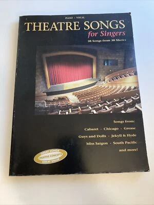 Театральные песни для певцов - фортепиано/вокал, нотный сборник песен Hal Leonard ab7 - Изображение 1 из 3