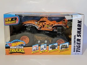 HOT WHEELS MONSTER TRUCK  RC 1:24 Radio Control TIGER SHARK , 2.4 GHz 80ft Range - Picture 1 of 6