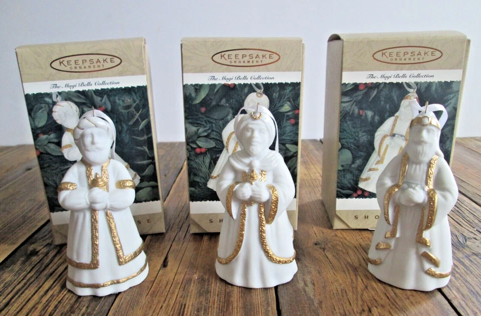 Hallmark Melchior Porcelain Bell Christmas Ornament 1996 NOS NRFB The Magi Bells