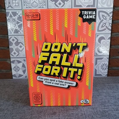 Don't Fall For It – Fun Trivia Travel Game for Families and Kids - 100% Complete - Image 1 of 3