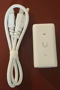Inyector Ubiquiti 48v Active AP Switching Gigabit P/S POE GP-V480-032G - Imagen 1 de 7