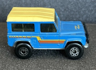 Land Rover Ninety Matchbox vintage azul con techo tostado - 1:64 R251 Foto 1 de 4