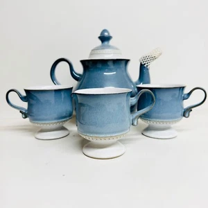 Denby Kastilienblau 1,75 Pint Teekanne, 2 x Becher mit Fuß & Milchkännchen - Bild 1 von 8