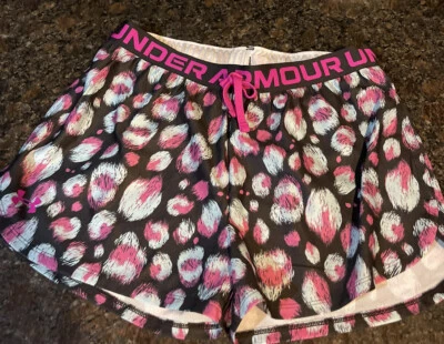 Girls Under Armour XL Hot Pink & Black & Aqua Shorts Heatgear Drawstring YXL  - Image 1 of 2