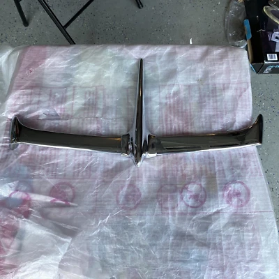 👉✅1954 Hudson Hornet conversível "Hood Scoop" ornamento central cromado $800 - Imagem 1 de 4