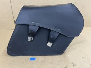 2013-2017 OEM Harley-Davidson Softail Breakout RIGHT Leather Saddlebag - Picture 1 of 8