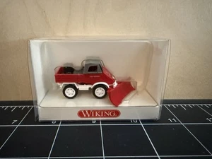 WIKING 8610728 Fire Department Unimog 411 with Snow Plow - 1:87/HO - Picture 1 of 4