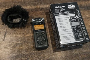 Grabadora PCM lineal Tascam DR-05 v2 audio digital estéreo grabación de campo embalaje original - Imagen 1 de 11