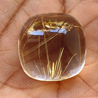 💕100% NATURAL HUGE GOLDEN RUTTLE QUARTZ 38.90Cts SQUARE SHAPE  - Image 1 of 4