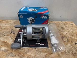 ATTREZZATURA PESCA MARE - MULINELLO MOLTIPLICATORE ABU GARCIA AMBASSADOR PRO MAX 6600 + SCATOLA - Foto 1 di 11