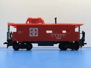 HO Scale “ATSF Santa Fe” 7240 Freight Train Caboose Car #2 - Picture 1 of 12