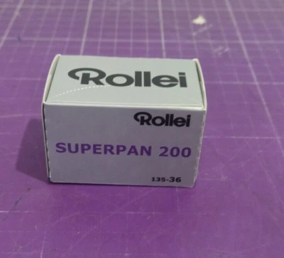 Rollei Superpan 200 135-36 schwarz/weißfilm (ABLAUF 08/2025) - 5er Pack