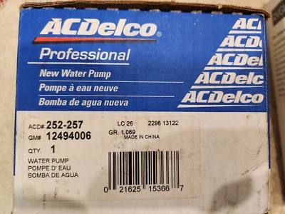 Kit de bomba de água genuína GM 12494006 bomba de água saturno - Imagem 1 de 4