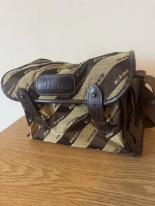 Original Vintage 1980/90s Nikon Brown Shoulder Camera Bag - Nikon Branding Design - Bild 1 von 8