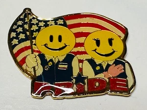 Walmart Wal-Mart Employee Associate Pin Vintage Smiley Face 😀 Pride Flag USA - Picture 1 of 2