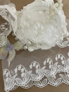 2 Yards Vintage inspiriert Netz bestickt Maiglöckchen Blumen Spitzenborte - Bild 1 von 7