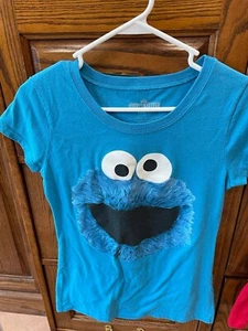 Sesame Street Girls T-Shirts - Size Large - Group of Two - One Red and One Blue - Picture 1 of 4