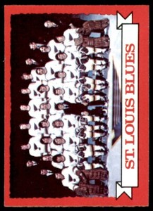 1973-74 O-Pee-Chee NM Blues Team #105
