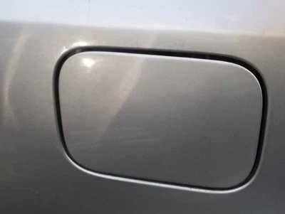 1999 JETTA III Fuel Filler Door 305566 - Image 1 of 4