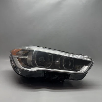 BMW X1 HEADLIGHT RIGHT PASSENGER 2016 2017 2018 2019 FULL LED OEM 63112575748 - Imagem 1 de 4