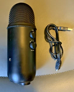 Blue Yeti professionelles Kondensatormikrofon A00121 ohne Ständer - Bild 1 von 5