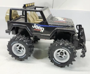 Nikko Jeep Wrangler Rubicon RC Spielzeugfahrzeug 1 Akku OHNE Fernbedienung - Bild 1 von 15