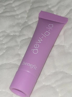 🌟 Beneficio Dew-La-La Liquid Glow LUNA Light-Medium - 3 ml / 0,1 fl oz | Tamaño MINI Foto 1 de 4