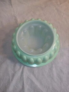 Vintage Tupperware Jello Mold 1201-6 Mint Green With Lid NOS - Picture 1 of 9