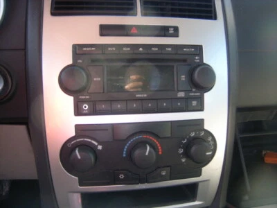 Used Front Lower Rearward Lower Control Arm Front fits: 2007 Dodge Charger RWD r Foto 1 de 4