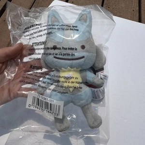 Dito As Lucario Plüsch 8 1/4 Zoll Pokemon Center Exclusive US Version *NEU IN HAND* - Bild 1 von 3