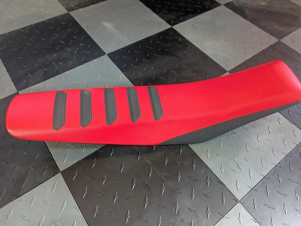 ОРИГИНАЛЬНОЕ СИДЕНЬЕ GASGAS ES EC MC 2024–2026 125 250 300 350 450 500 КТМ Husqvarna  - Изображение 1 из 4