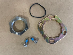 HARLEY TRANSMISSION PULLEY LOCK PLATE MOUNTING KIT BIG TWIN 92-06 #191384 - Bild 1 von 3