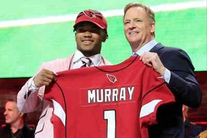 OKLAHOMA SOONER QUARTERBACK KYLER MURRAY 8X10 PHOTO W/BORDERS ARIZONA CARDINALS - Picture 1 of 1