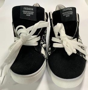 Fashion Graffiti Canvas Sneaker Low Top Schnürschuhe Skateboard Schuhe Gr. 42 - Bild 1 von 8