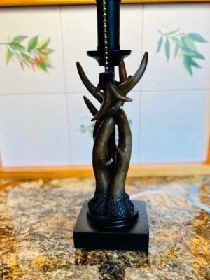 VINTAGE JONATHAN Y HUNTER TYPE FAUX ANTLER HUNTING LAMP BASE - Image 1 of 4